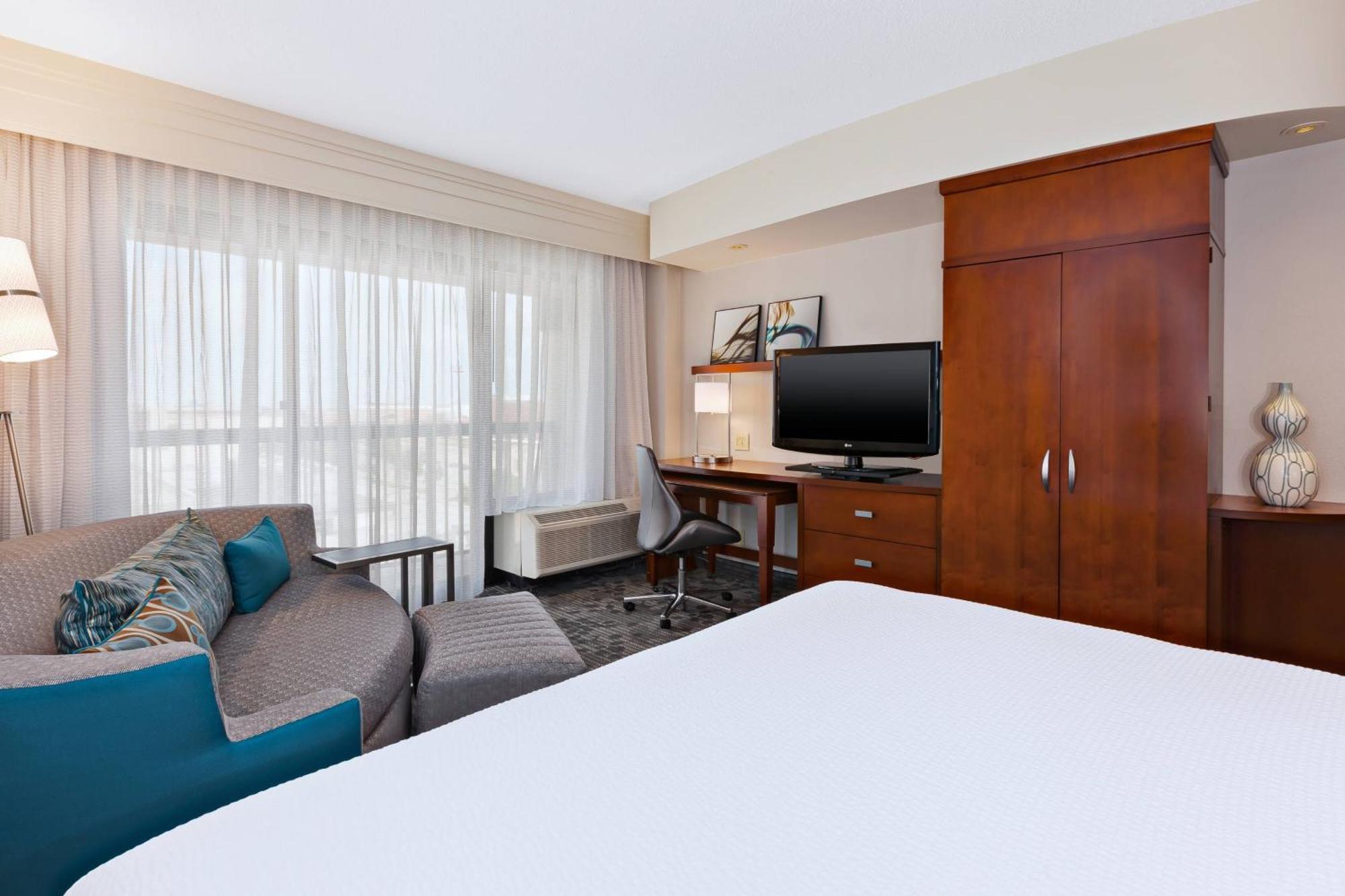 Courtyard By Marriott Oklahoma City Downtown Εξωτερικό φωτογραφία