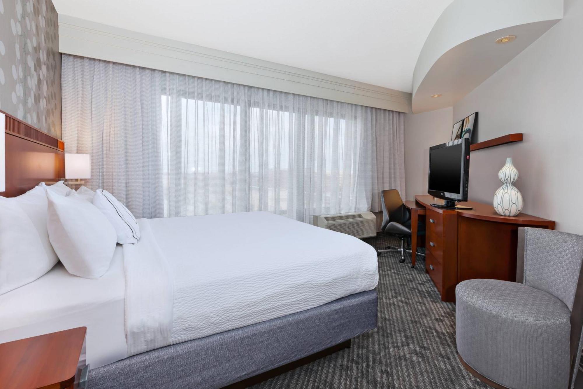 Courtyard By Marriott Oklahoma City Downtown Εξωτερικό φωτογραφία